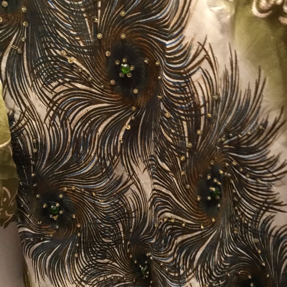 Beautiful tunic - Picture 3 of 3